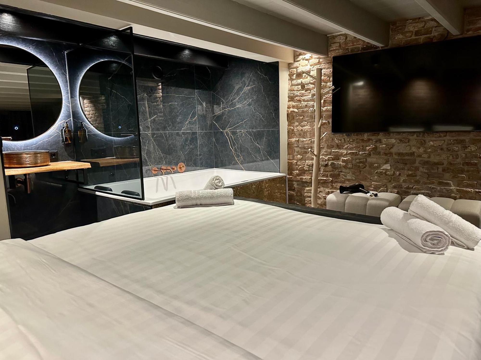 Hotel De Prince Наймеген Екстериор снимка